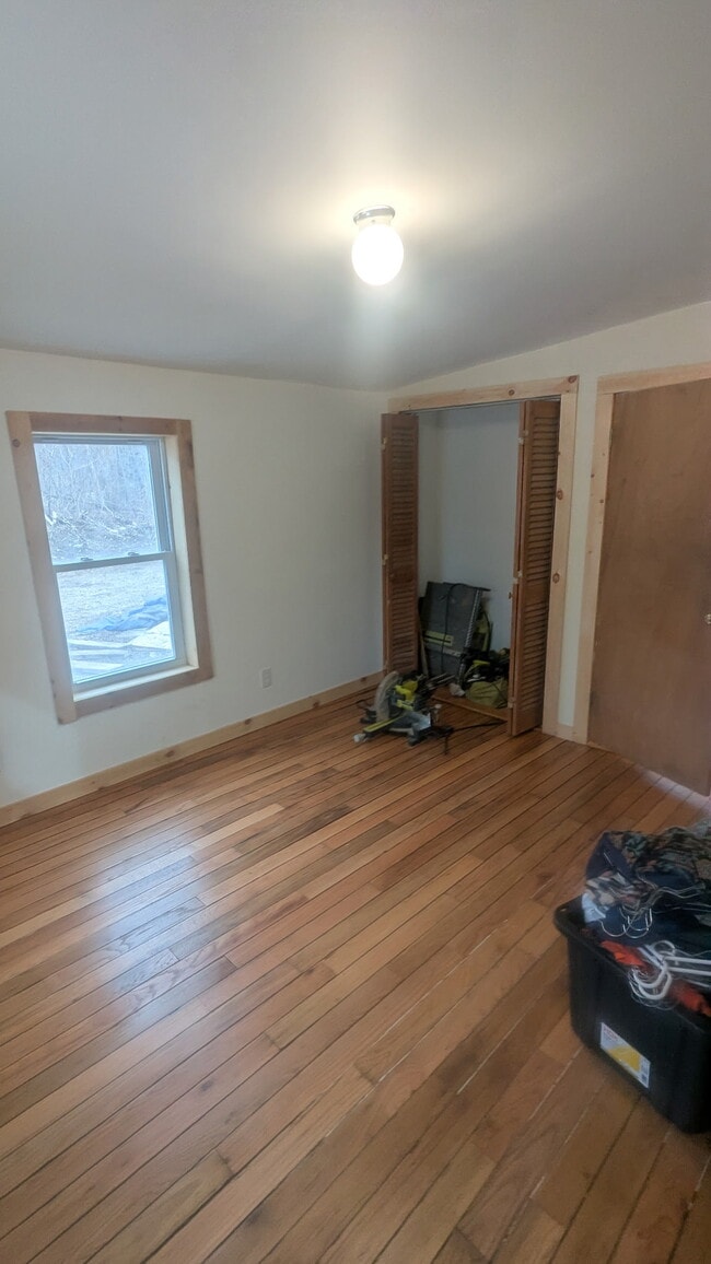 6 Stanley Hill Rd Unit 6a Stanley Hill Rd