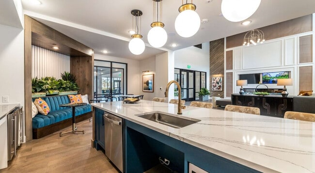 Photo - Lenox Maplewood