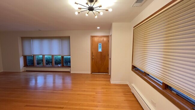 Photo - 2187 Scott Rd