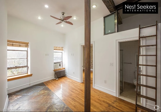 Building Photo - 131 Christopher St Unit 2B Rental