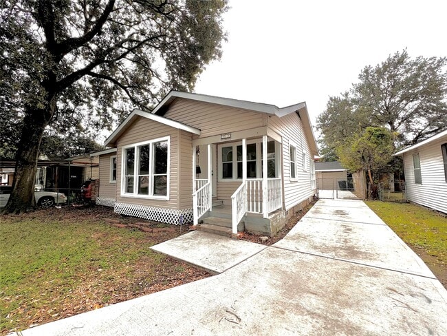 Photo - 914 Bunton St