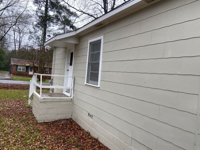 Photo - **UPCOMING**Nice 3 Bedroom / 1 Bathroom Home for Rent in Columbus, GA***