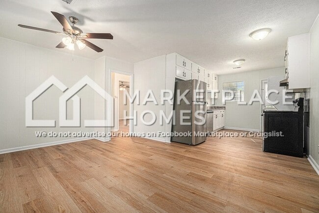 Photo - 2637 Shannon Dr