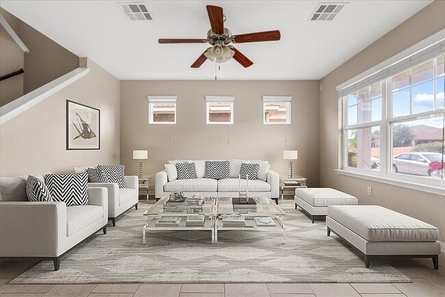 Photo - 163 Wainscot Oak Wy
