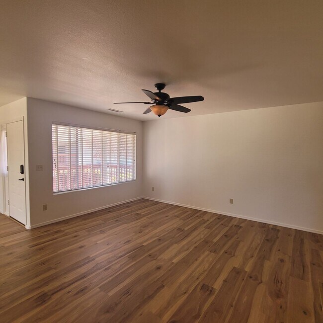 Photo - Great Location!  2 bed, 2 bath End Unit Condo ~ North Prescott