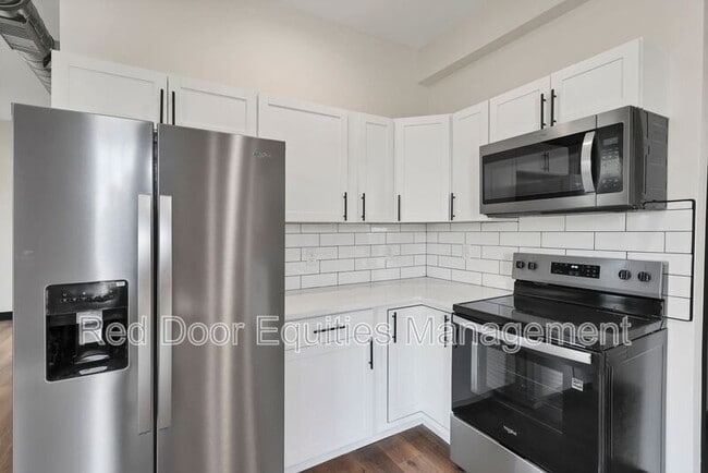 Photo - 530 1/2 N Columbus St