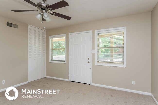 Photo - 4100 Chippewa Rd