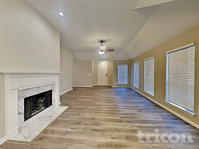 Photo - 316 Pine Ridge Ln