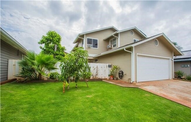 Single Family Home available in Ewa Gentry... - Single Family Home available in Ewa Gentry...