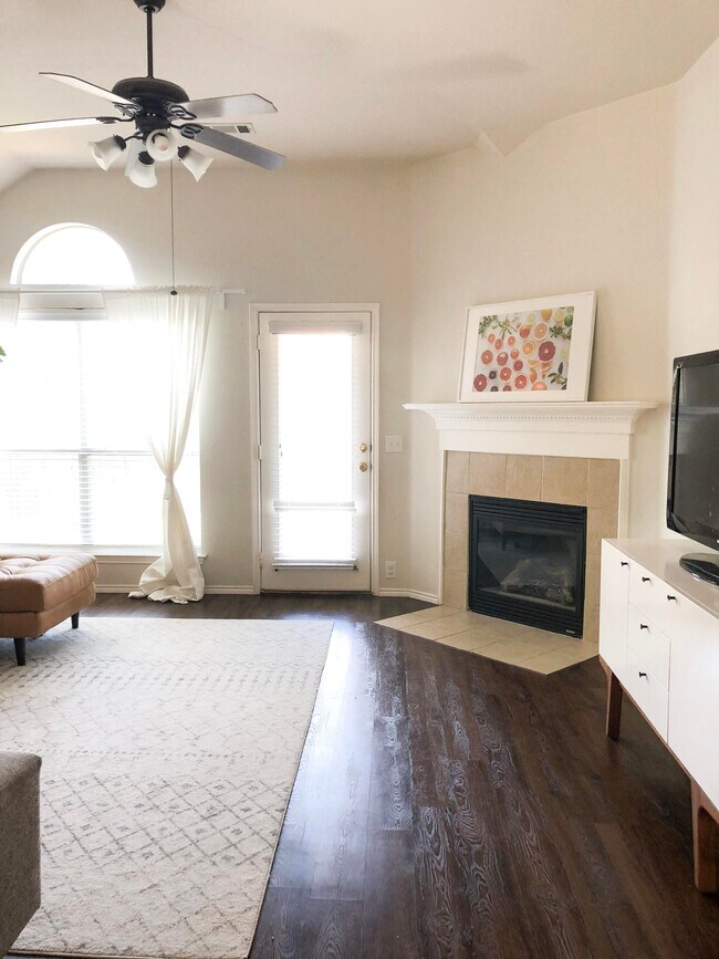 Photo - 8300 Rayburn Ln