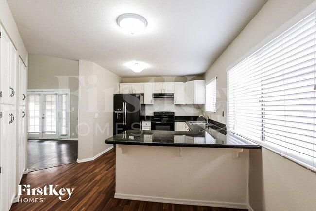 Photo - 8123 W Shangri La Rd