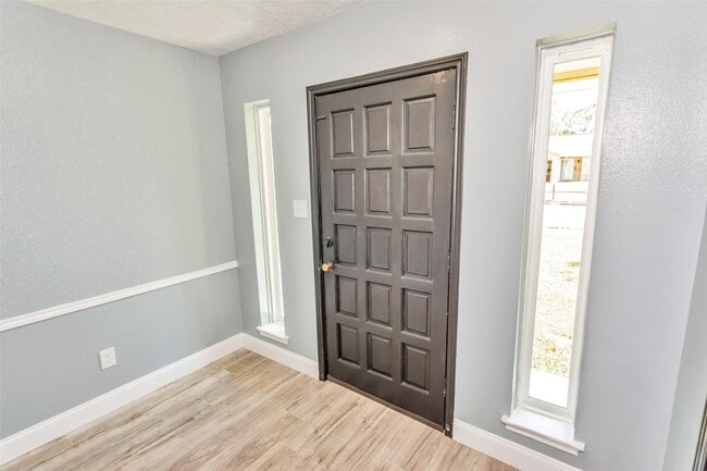 Photo - 16223 Brinkwood Dr