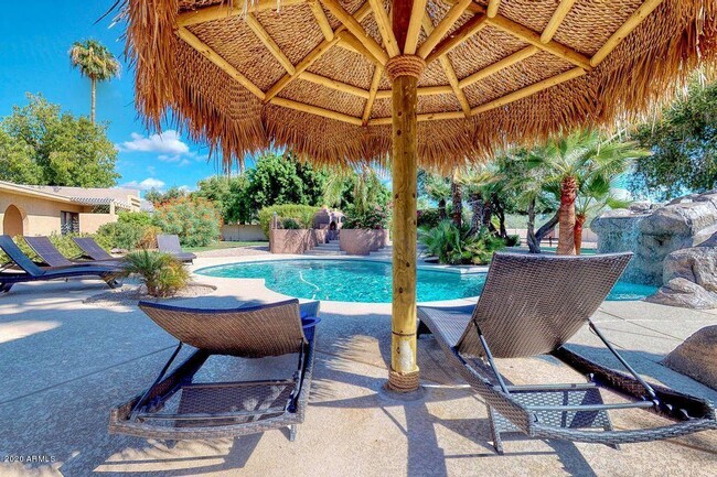 Photo - 10437 N 57th St