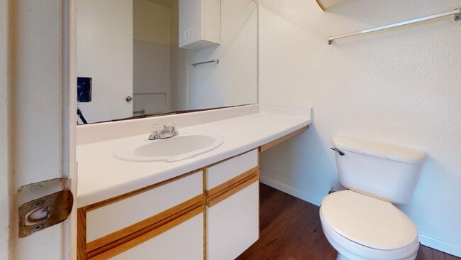 Photo - University Place Condo - Building 515, Unit 201 Unidad 201