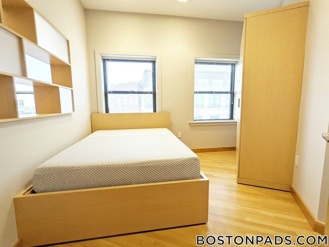 Photo - 115 Mt Auburn St Apartment Unit 65