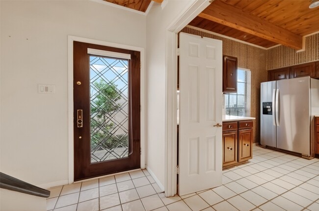 Photo - 5338 Brownway St Unit B19