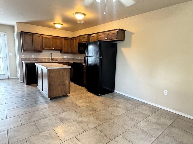 Photo - 1305 SW Washington Ave