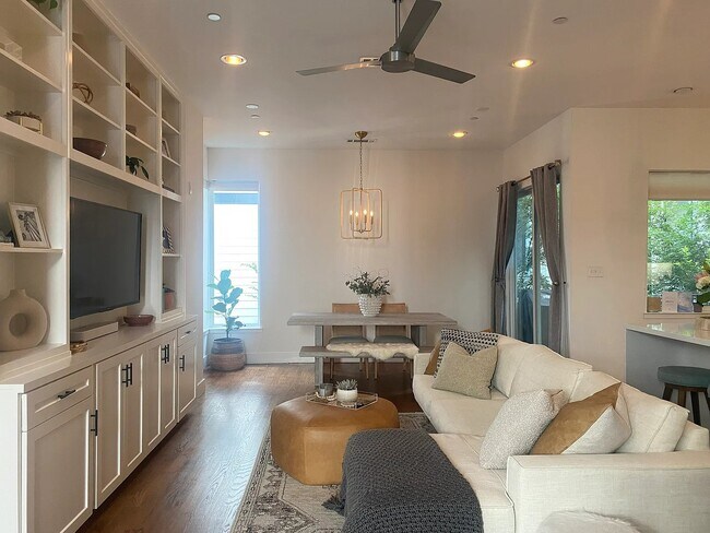 Photo - 5705 Bryan Pky