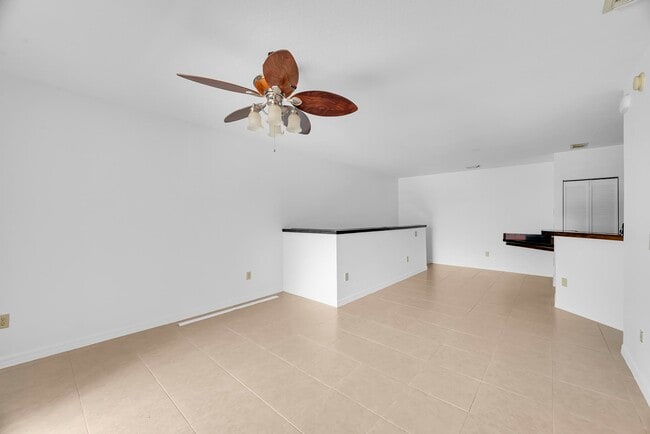 Photo - 106 SW Peacock Blvd Unit 206