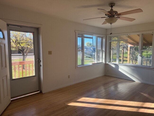 Photo - 3/2 Huge Yard and Garage