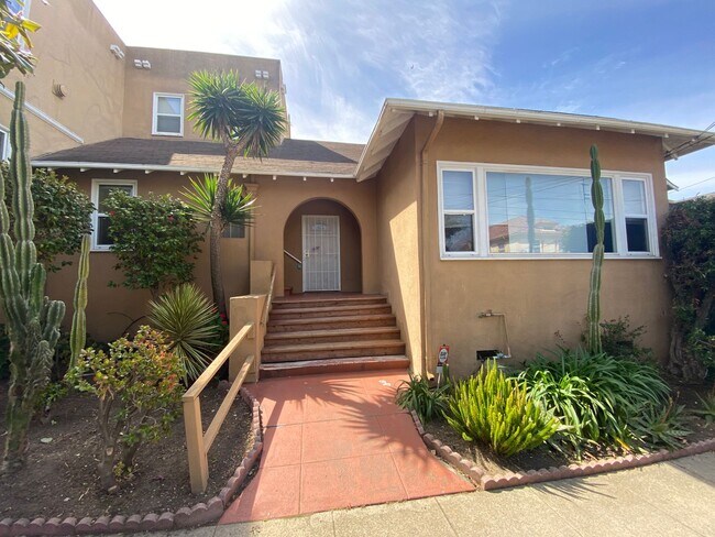Photo - 817 52nd St Unidad A