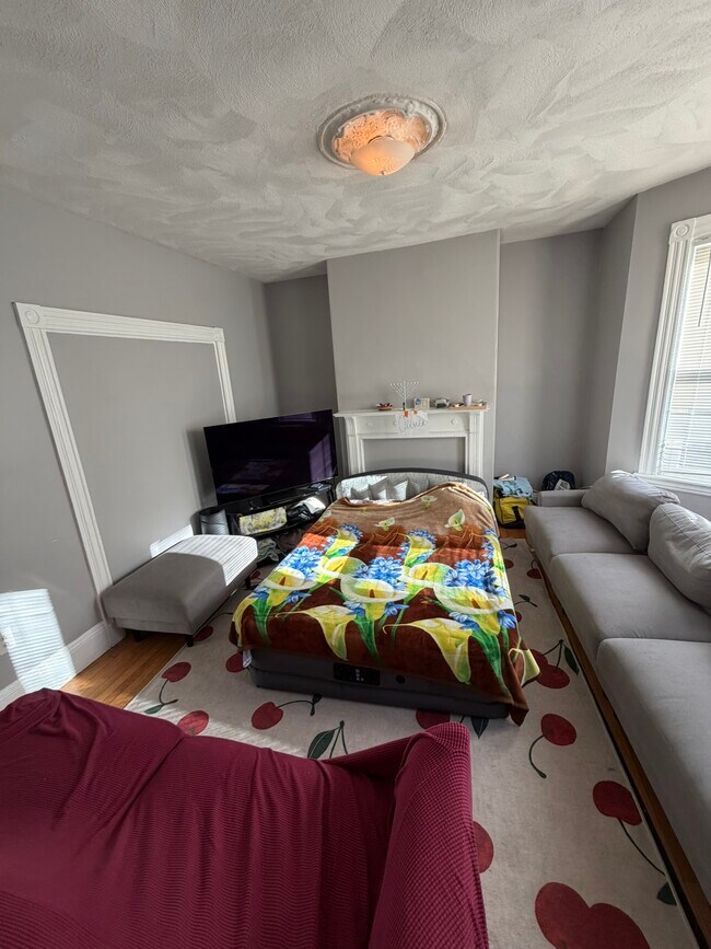 Photo - 123 Hillside St Unit 2