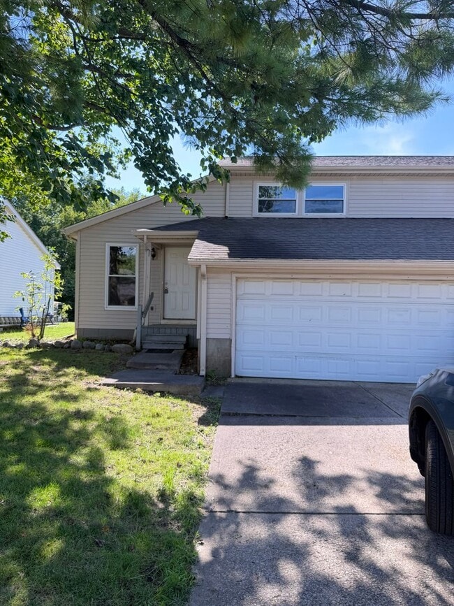 Building Photo - 3285-3287 Kilwinning Pl Unit 3285