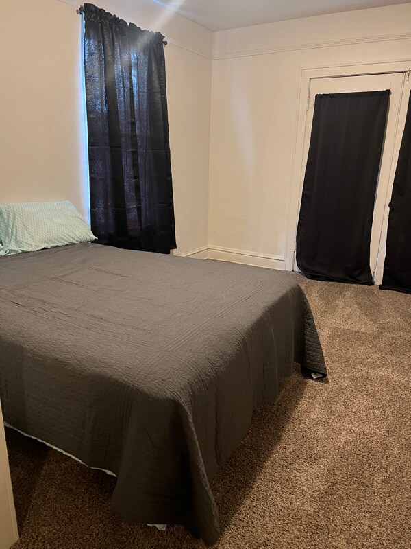 Photo - 508 Dickenson St