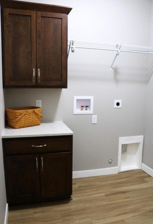 Photo - 806 Parkside Ln