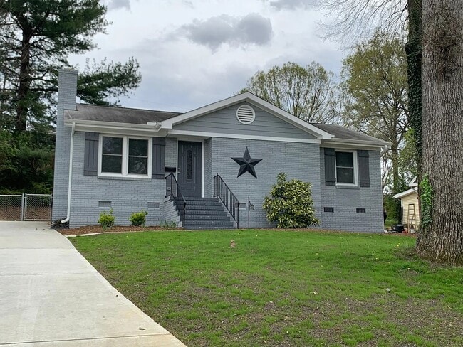 Photo - 3509 Sargeant Dr