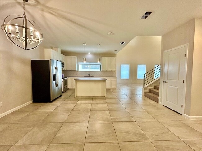 Photo - 10902 International Blvd Unit 113