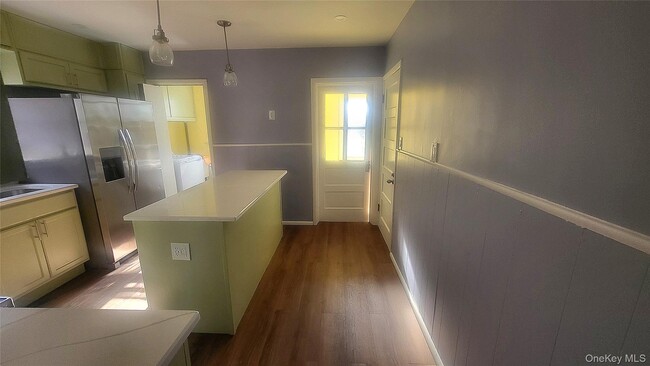 Photo - 34 Manitou Ave