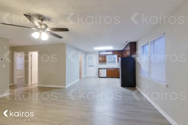 Photo - 100 Deer Pky