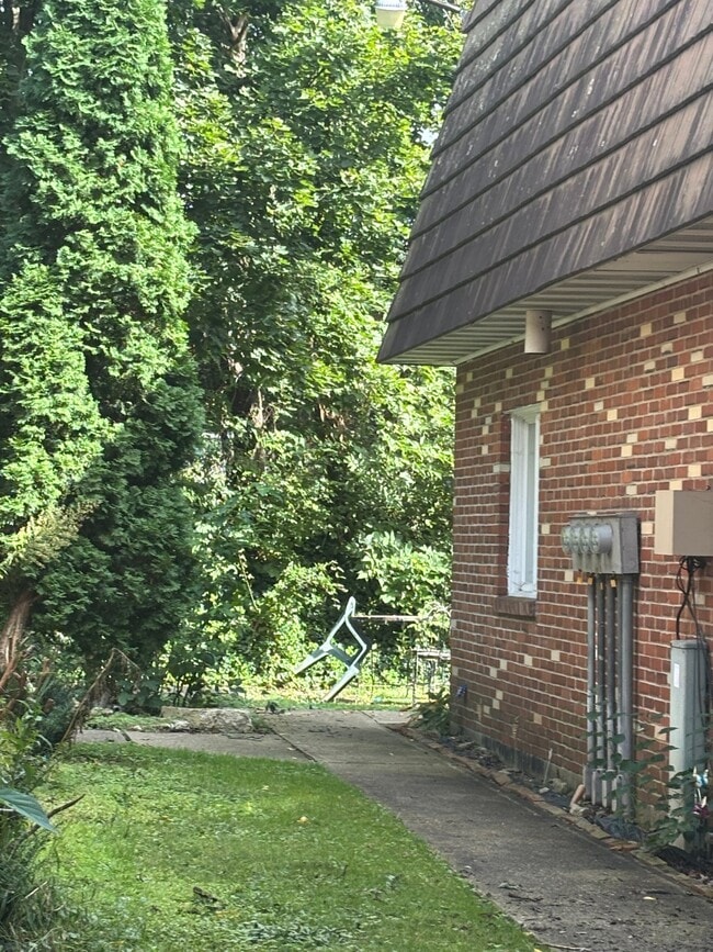 Photo - 154 Glenn St