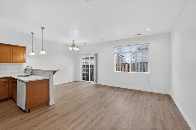 Photo - 6568 NE Deer Run St