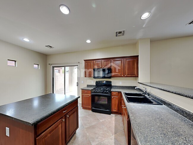 Photo - 17646 W Bridger St