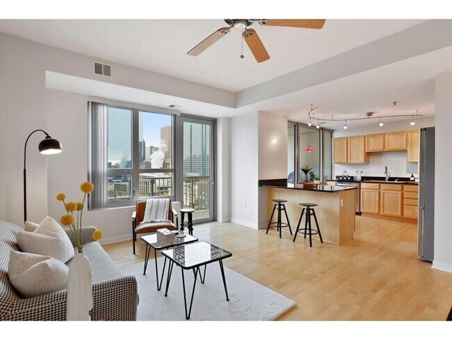 Building Photo - 929 Portland Ave S Unit 1212