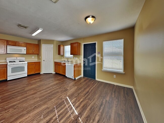 Photo - 8002 Ginger Park Dr