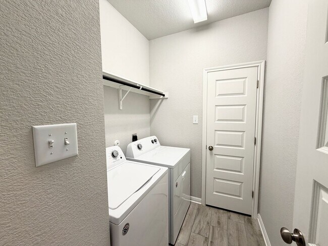 Photo - 3 bedroom, 2 bath home for lease