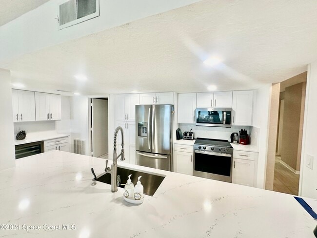 Photo - 6770 Ridgewood Ave Unit 1103