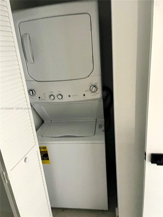 Photo - 1547 NW 2nd St Unit 105