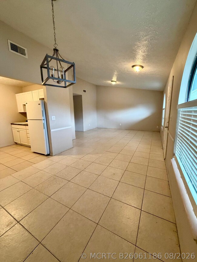 Photo - 5205 SE Primrose Way