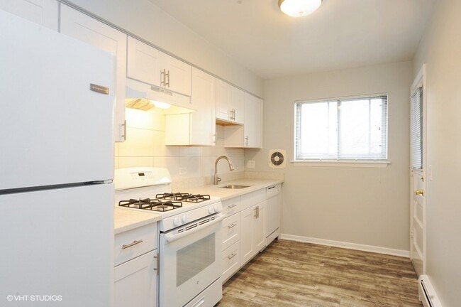 Photo - Pinetree Apartments