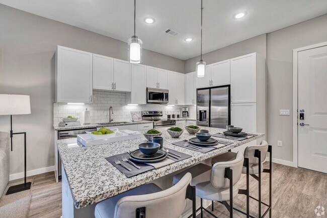 Photo - Half Off Rent Through 2025! Unidad MASX