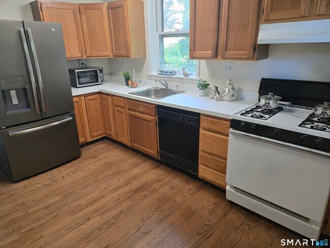 Photo - 1034 Prospect Ave
