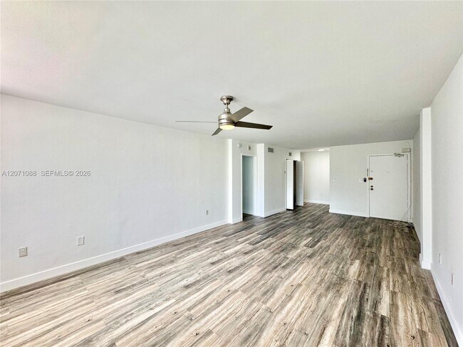 Photo - 245 18th St Unit 301