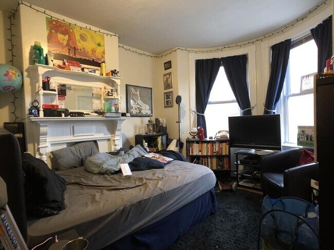 Photo - 127 Cedar St