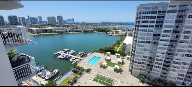 Building Photo - 18071 Biscayne Blvd Unit 1704 Rental