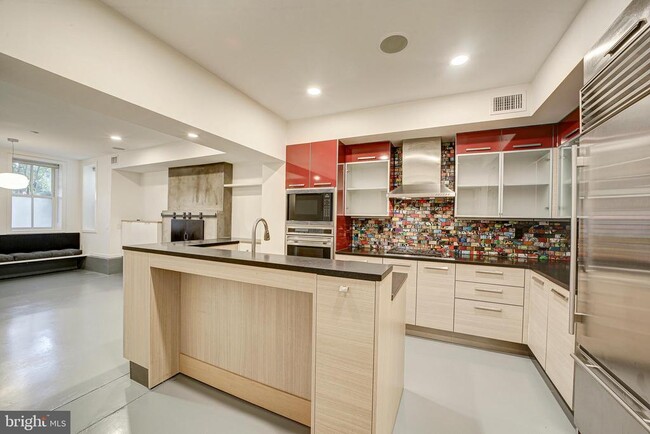 Photo - 1517 Church St NW Unit A