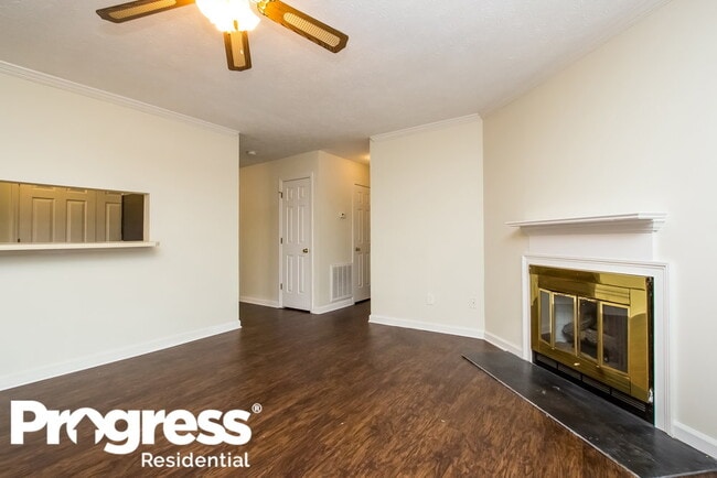 Photo - 1480 Devon Mill Way